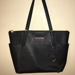 MK Jet Set large tote purse